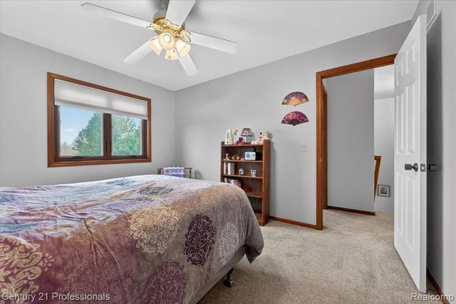 19230 Augusta Court, Livonia, MI 48152