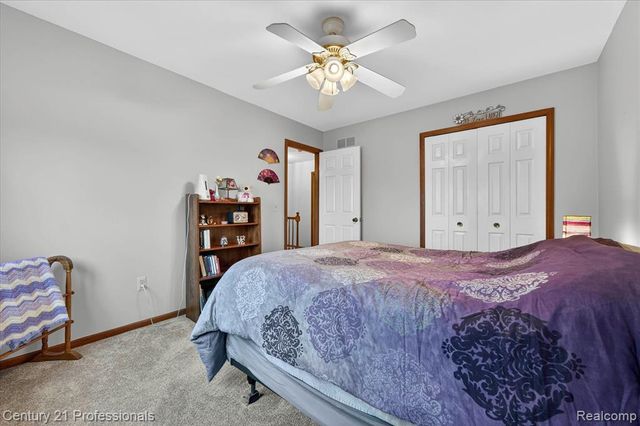 19230 Augusta Court, Livonia, MI 48152