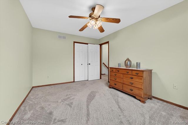 19230 Augusta Court, Livonia, MI 48152