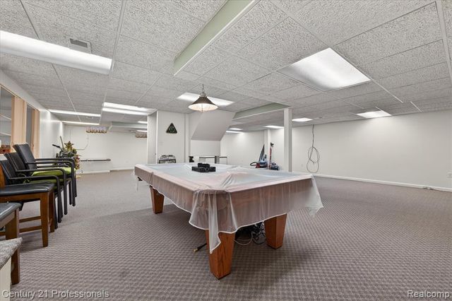 19230 Augusta Court, Livonia, MI 48152