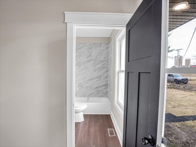 18763 Grade School Road, Caledonia, IL 61011