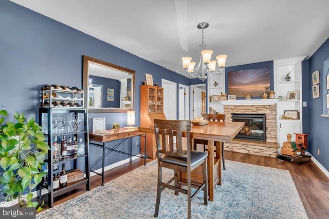 7804 HARBOR RD, Pasadena, MD 21122