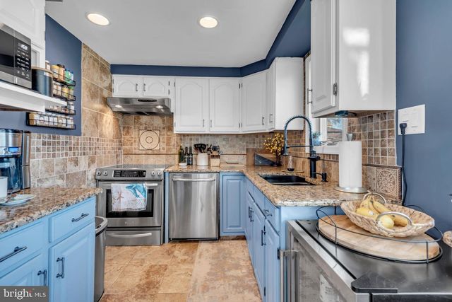 7804 HARBOR RD, Pasadena, MD 21122