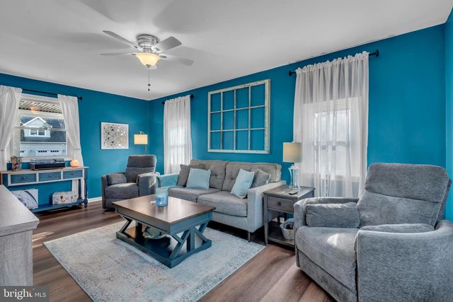 7804 HARBOR RD, Pasadena, MD 21122