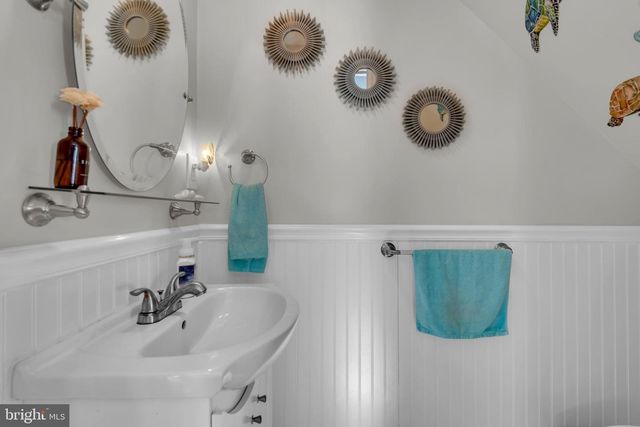 7804 HARBOR RD, Pasadena, MD 21122