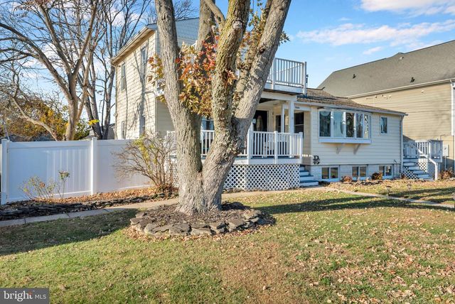 7804 HARBOR RD, Pasadena, MD 21122