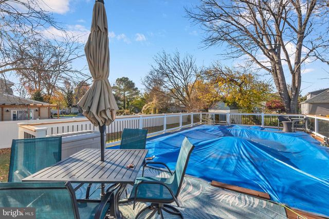 7804 HARBOR RD, Pasadena, MD 21122