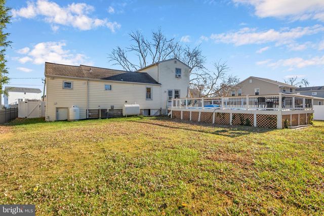 7804 HARBOR RD, Pasadena, MD 21122