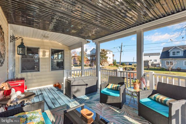 7804 HARBOR RD, Pasadena, MD 21122