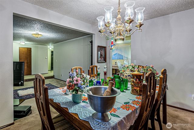 7505 Husky Way SE, Lacey, WA 98503