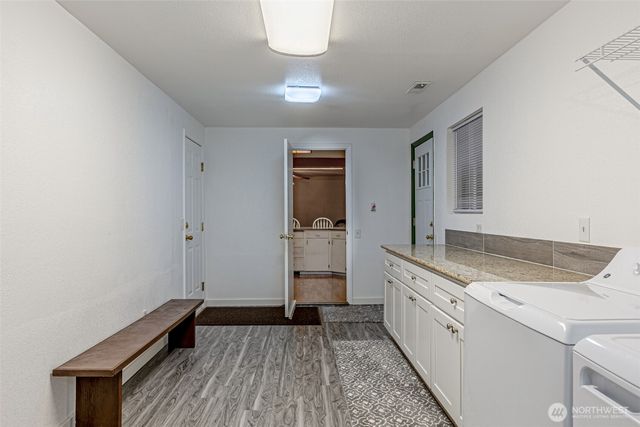 7505 Husky Way SE, Lacey, WA 98503