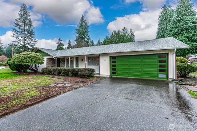7505 Husky Way SE, Lacey, WA 98503