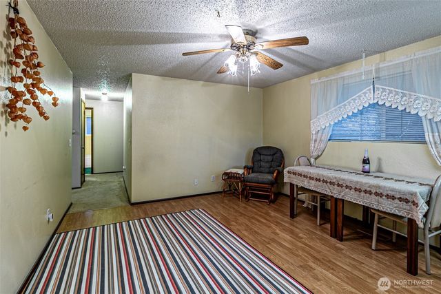 7505 Husky Way SE, Lacey, WA 98503