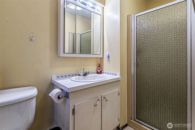 7505 Husky Way SE, Lacey, WA 98503