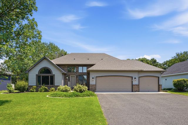 1827 Hydram Avenue N, Oakdale, MN 55128