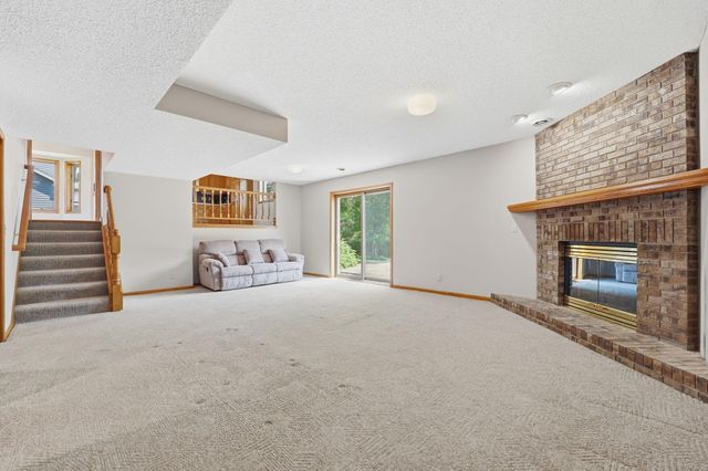 1827 Hydram Avenue N, Oakdale, MN 55128