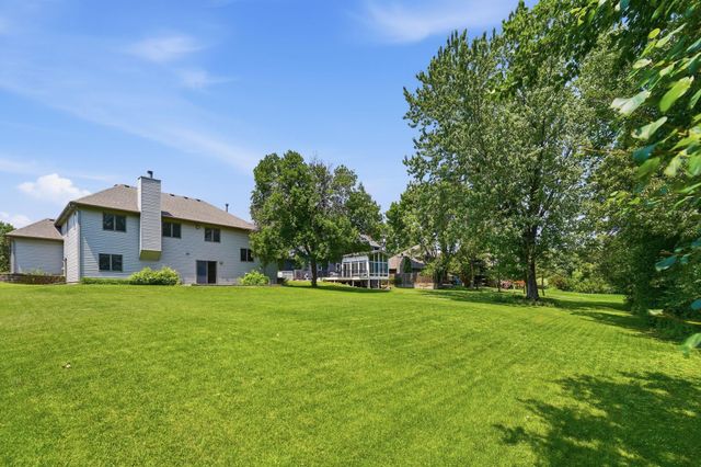 1827 Hydram Avenue N, Oakdale, MN 55128