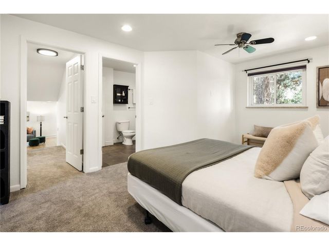 1960 Zang St, Golden, CO 80401
