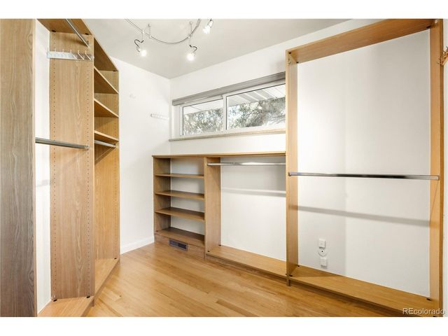 1960 Zang St, Golden, CO 80401