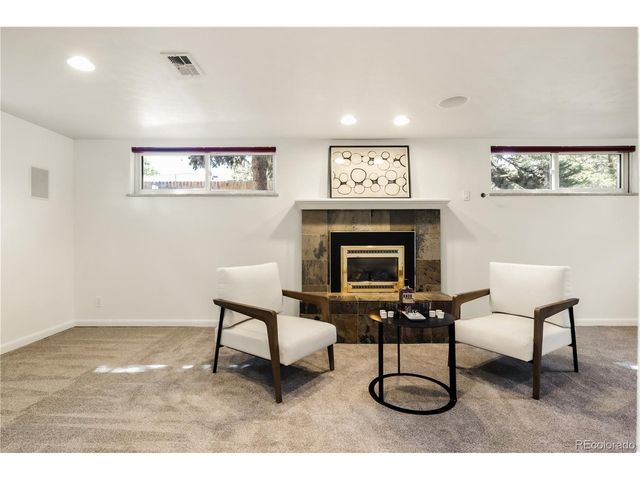 1960 Zang St, Golden, CO 80401