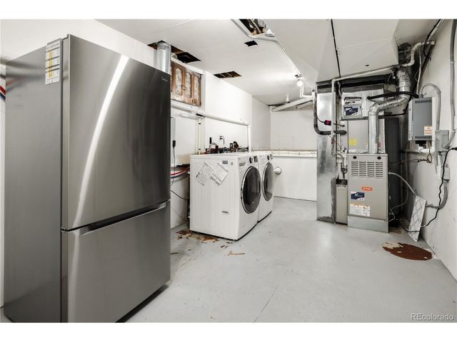1960 Zang St, Golden, CO 80401