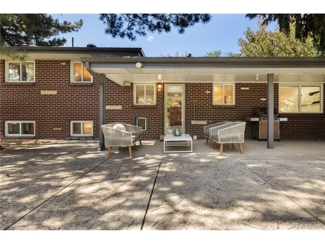 1960 Zang St, Golden, CO 80401