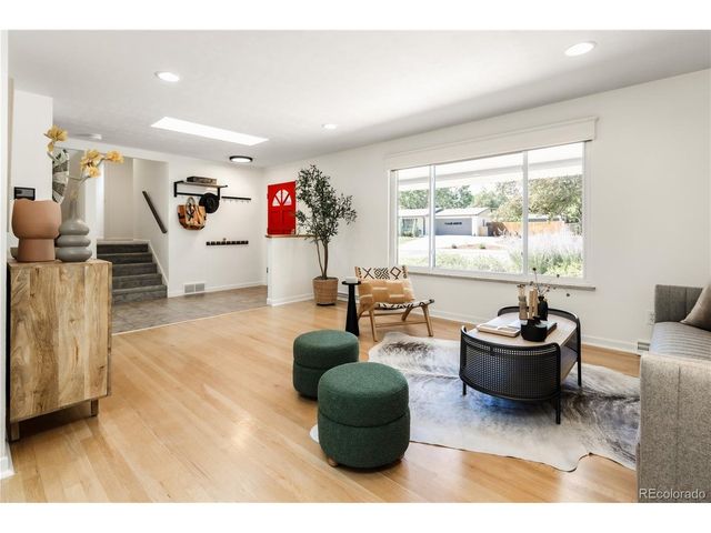 1960 Zang St, Golden, CO 80401