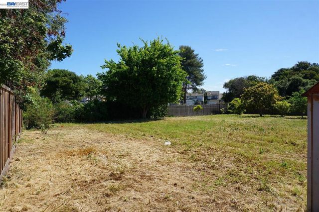 30888 TIDEWATER DR, Union City, CA 94587