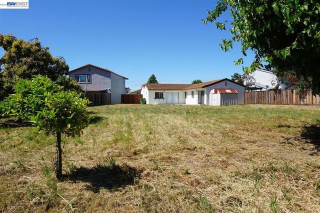 30888 TIDEWATER DR, Union City, CA 94587