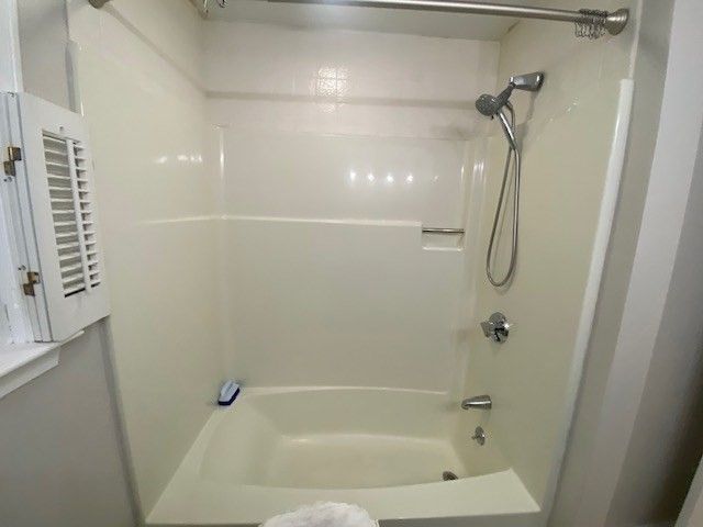 64 Haverhill St, Reading, MA 01867