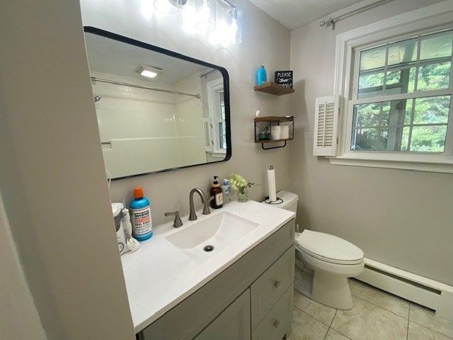 64 Haverhill St, Reading, MA 01867