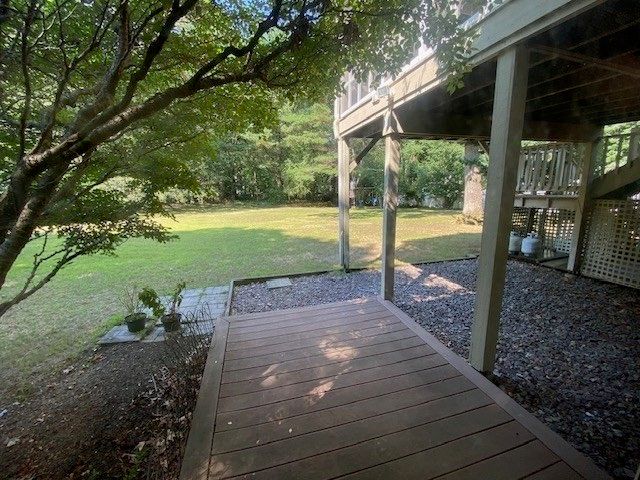 64 Haverhill St, Reading, MA 01867