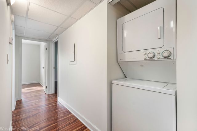 3856 S Parkway Drive 3B, Northbrook, IL 60062