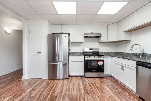 3856 S Parkway Drive 3B, Northbrook, IL 60062