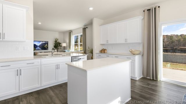 3077 Platinum Circle, West End, NC 27376