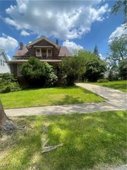 5257 Philip Street, Maple Heights, OH 44137