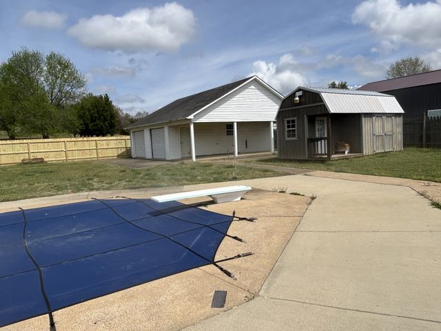 204 Alex Dr, Pulaski, TN 38478