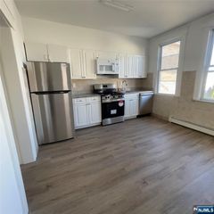 237 Day Avenue 2, Cliffside Park, NJ 07010