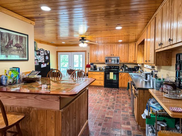 100 Walnut Street, Catherine, AL 36728