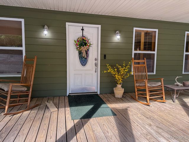 100 Walnut Street, Catherine, AL 36728