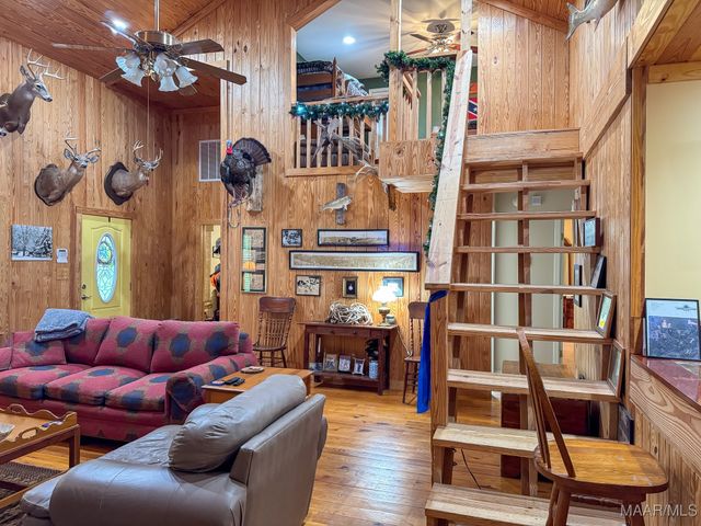 100 Walnut Street, Catherine, AL 36728