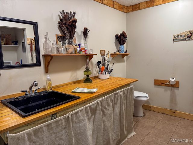 100 Walnut Street, Catherine, AL 36728