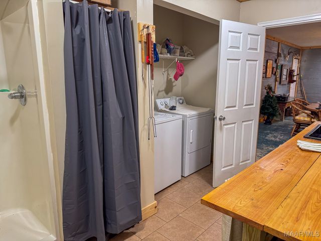 100 Walnut Street, Catherine, AL 36728