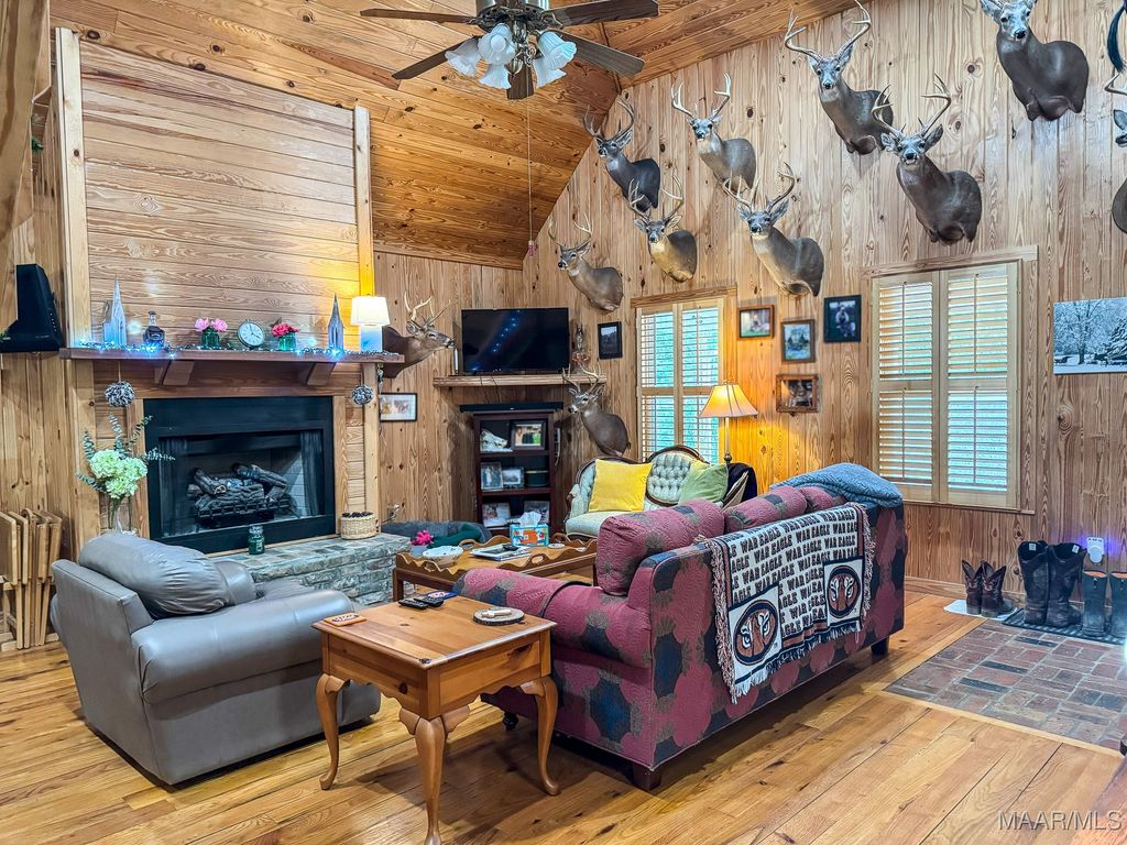 100 Walnut Street, Catherine, AL 36728