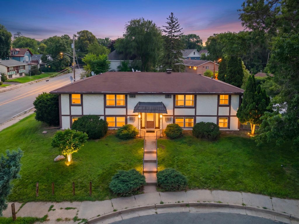 901 4th Street NE, Minneapolis, MN 55413 — exterior