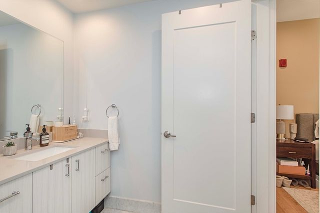 488 Dorchester Ave 3I, Boston, MA 02127