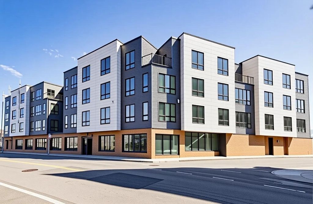 488 Dorchester Ave 3I, Boston, MA 02127