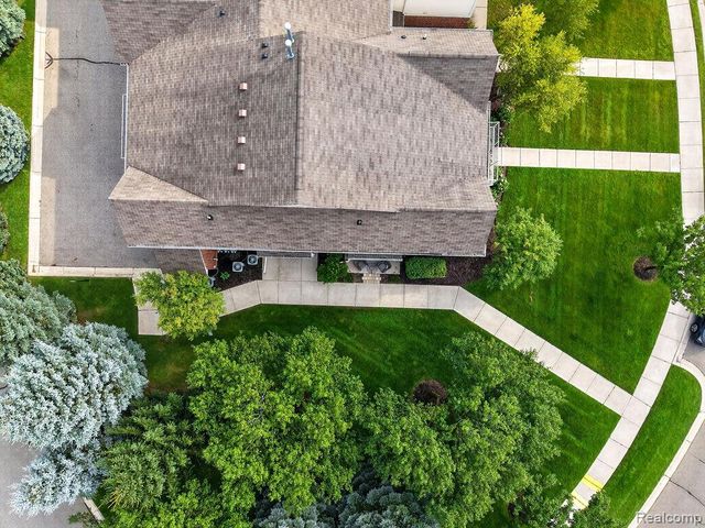 9200 Scenic Way, Oxford Charter Township, MI 48371