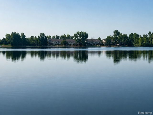 9200 Scenic Way, Oxford Charter Township, MI 48371