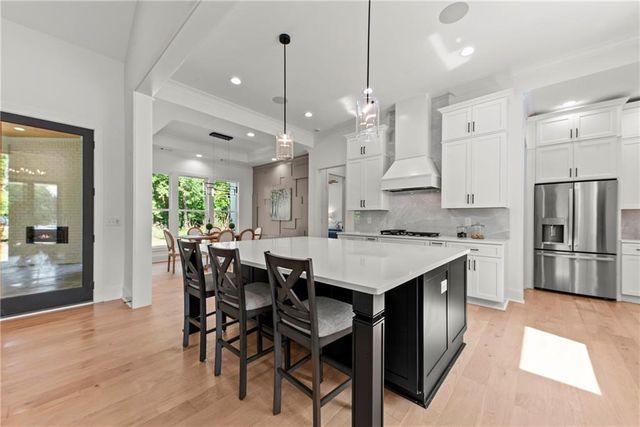 1701 Osprey Poynte, Greensboro, GA 30642